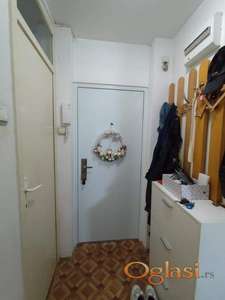 **PORODIČNI STAN KOJI SE RETKO POJAVLJUJE – OGROMNA TERASA 16 m**